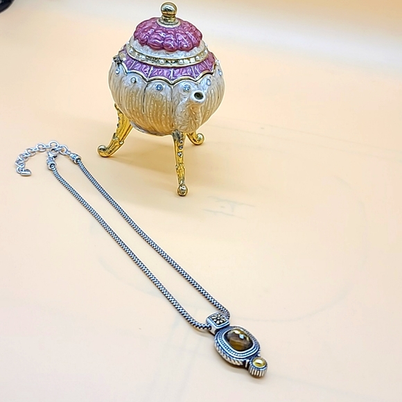 Brighton "CZARINA" Smokey Topaz Swarovski Solitaire in Victorian Revival Setting - Picture 5 of 15